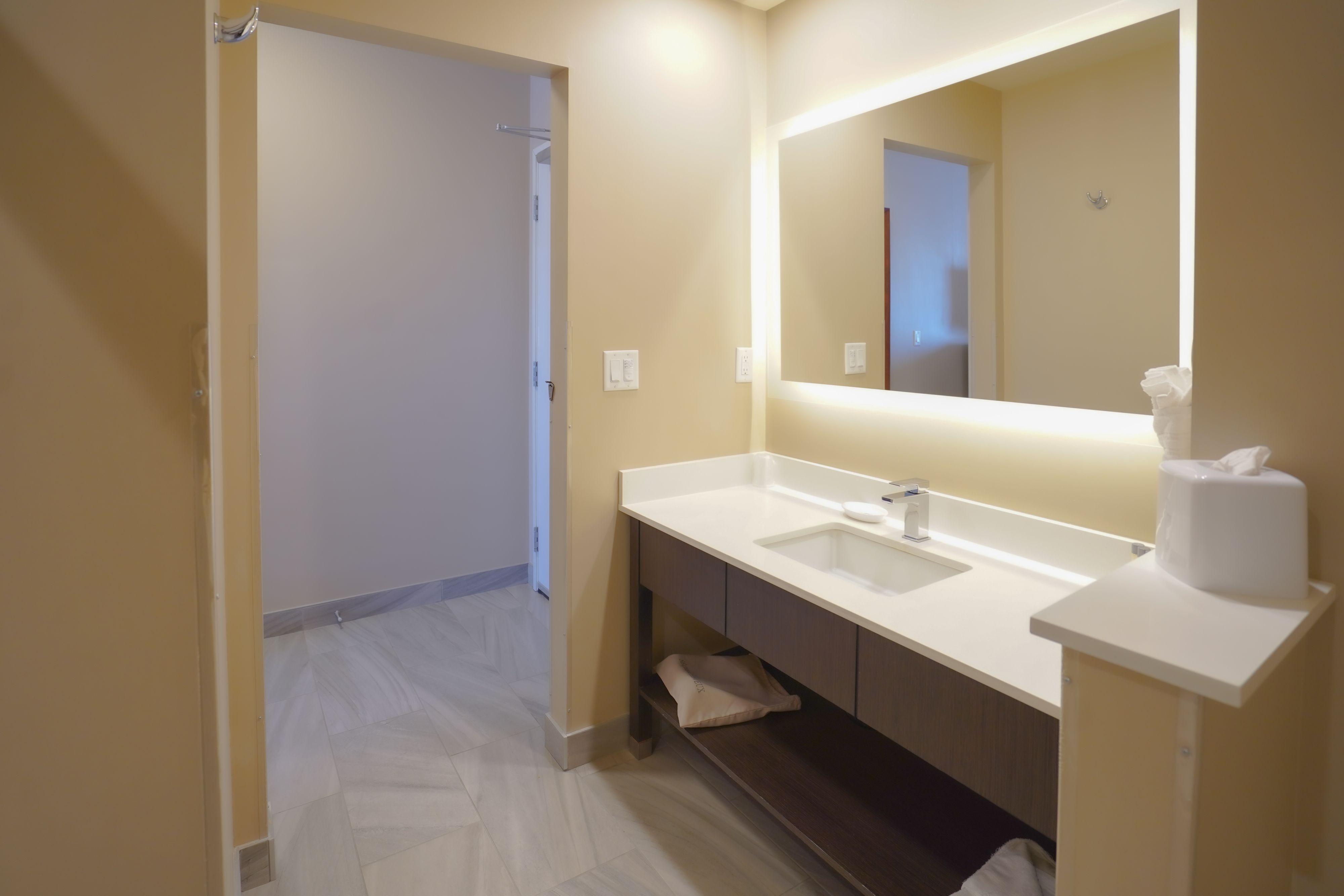 Fairfield Inn & Suites By Marriott Airdrie Esterno foto