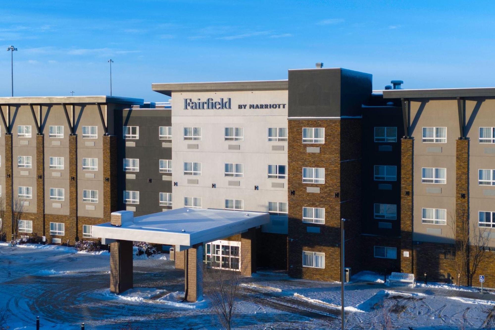 Fairfield Inn & Suites By Marriott Airdrie Esterno foto
