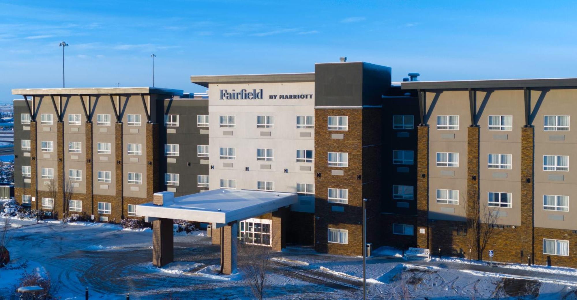 Fairfield Inn & Suites By Marriott Airdrie Esterno foto