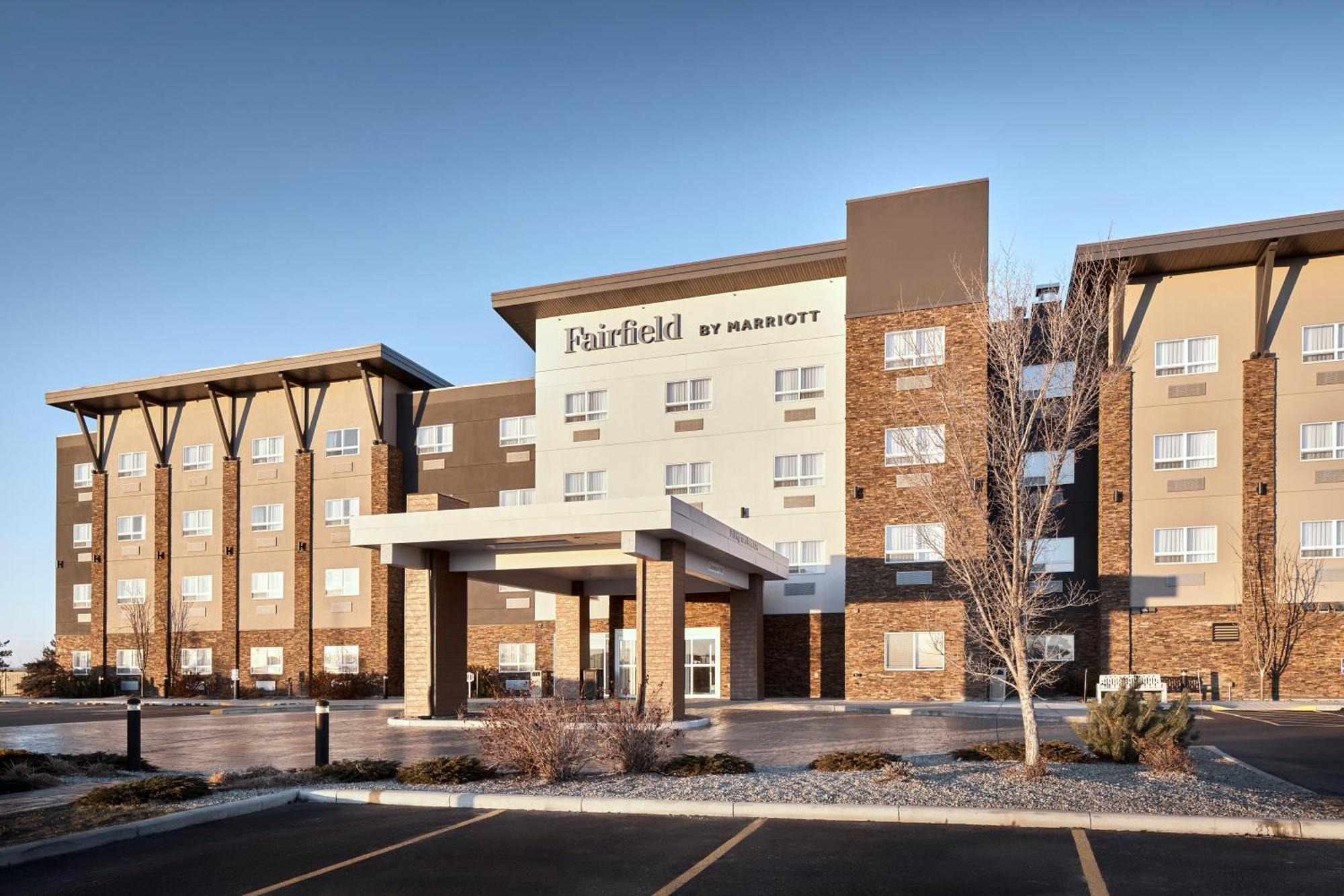 Fairfield Inn & Suites By Marriott Airdrie Esterno foto